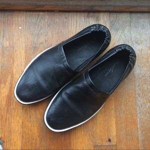 Black Kenneth Cole Brand Power Mens Slip On Sneakers Flats shoe